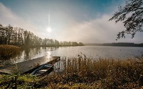 Luxus-See-Domizil mit Sauna, Kamin und Boot-130 qm für 6 Personen